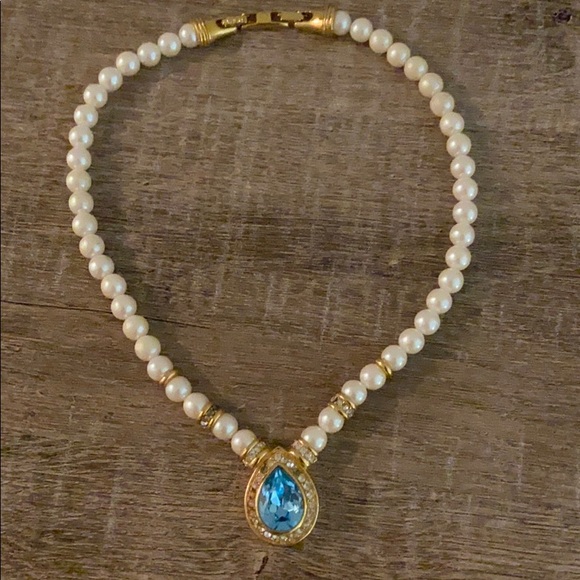 Oscar de la Renta Vintage Blue & Pearl Necklace - Picture 2 of 4